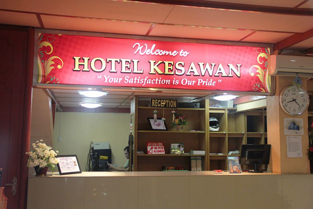 Kama Hotel Medan Buitenkant foto