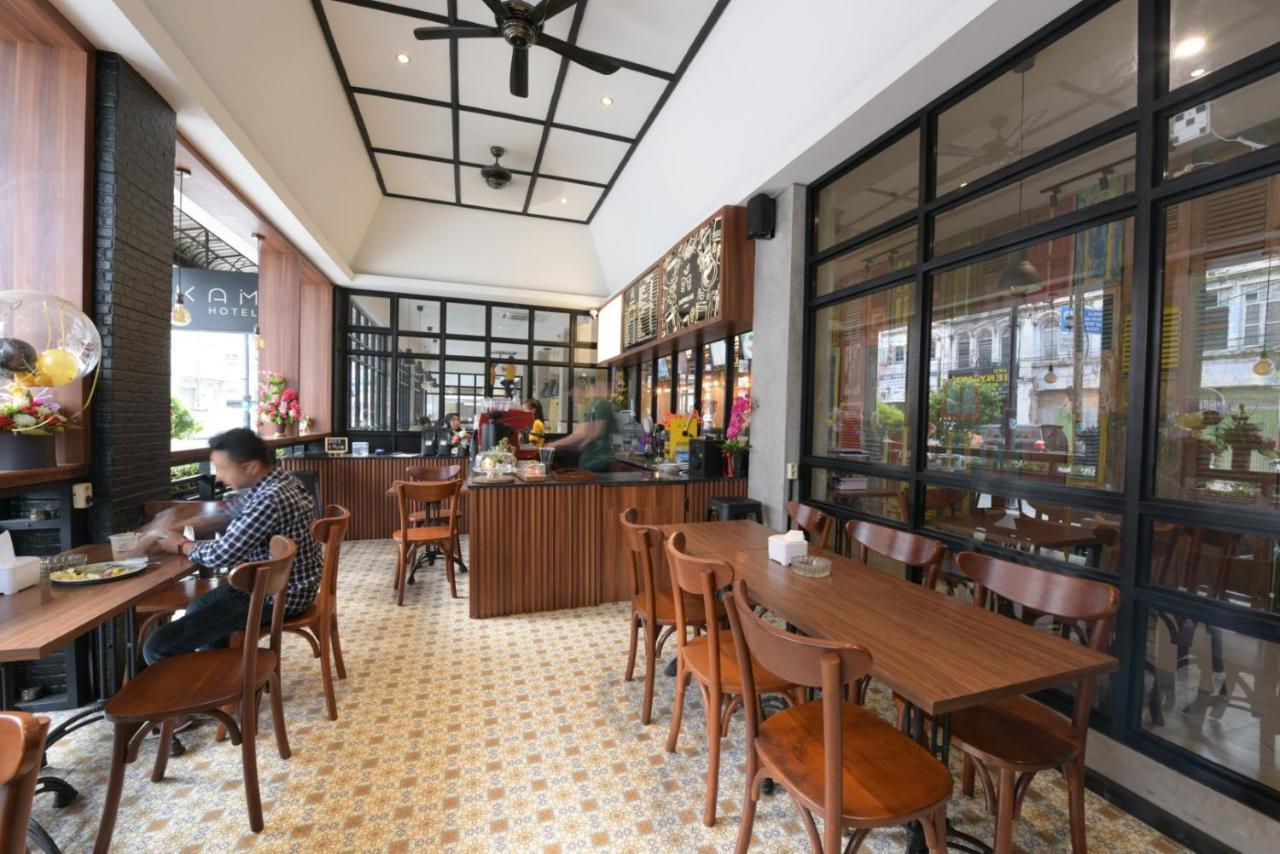 Kama Hotel Medan Buitenkant foto